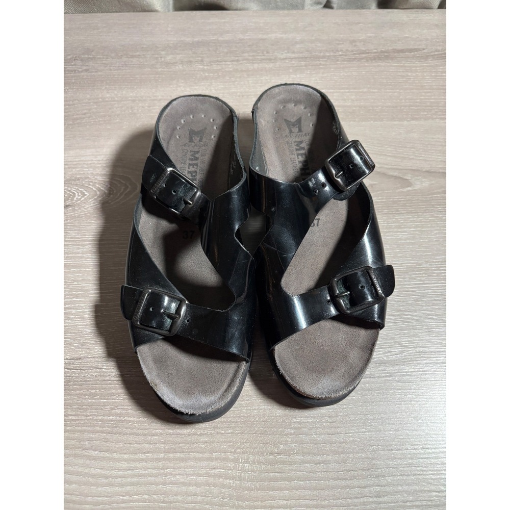 Mephisto Womens 6 Black Patent Leather Wedge Sandals Buckle Straps France Whimsy - Picture 3 of 11
